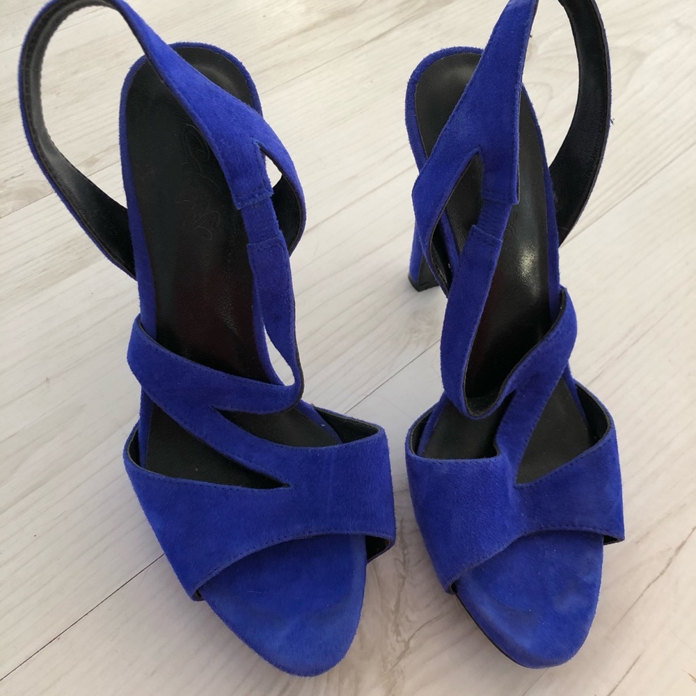 Calipso Shoes Blue Size 35 EU (Good For 36 EU)
